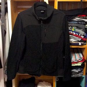 🎄Men’s Cutter and Buck XL like new FINAL PRICE!!